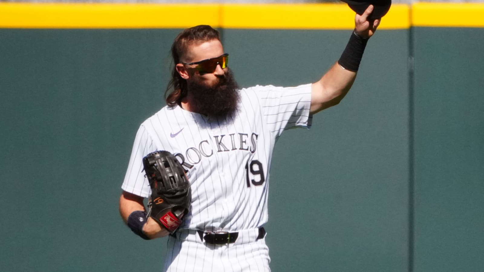 Rockies had cool gesture for Charlie Blackmon in his final game