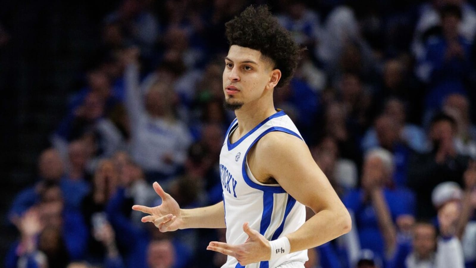 No. 10 Kentucky hands No. 6 Florida first loss of season