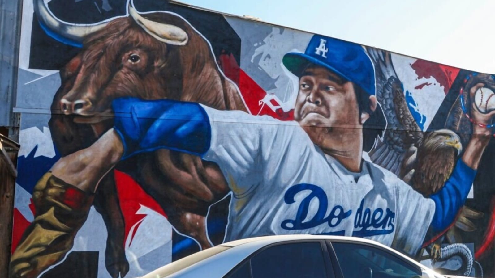 New Fernando Valenzuela Mural Painted In Mexico