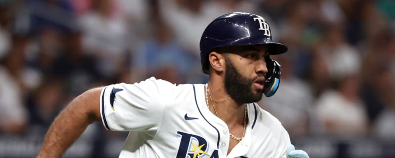 Dodgers acquire infielder ahead of deadline for second time