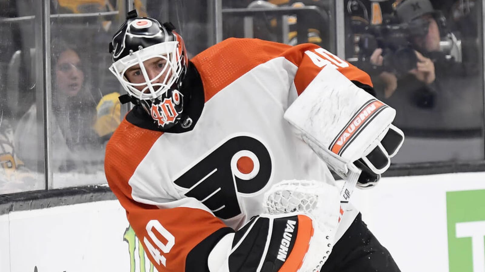 Flyers bring up goalie with Carter Hart injured