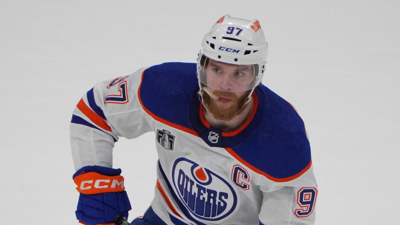 Watch: McDavid keeps adding to playoff tear with dazzling assist