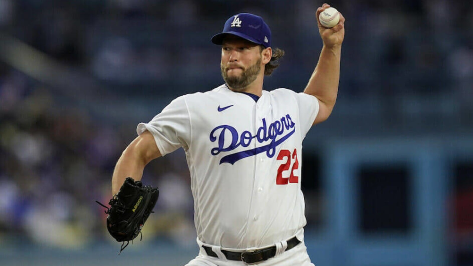  Dave Roberts Explains ‘Right Decision’ To Remove Clayton Kershaw From Cardinals Start