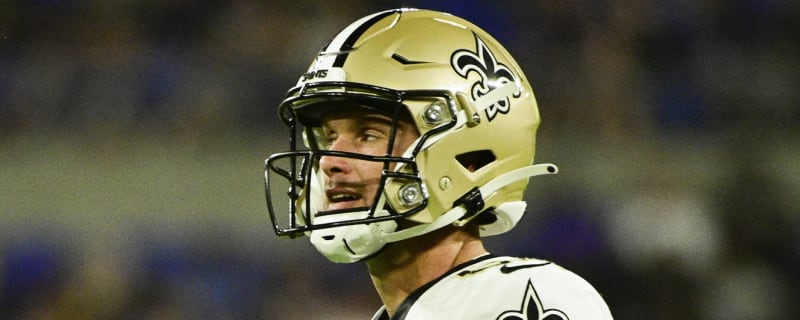 Saints WR Chris Hogan to retire