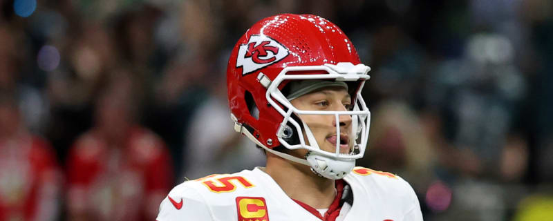 Watch: Eagles capitalize off Patrick Mahomes' second interception