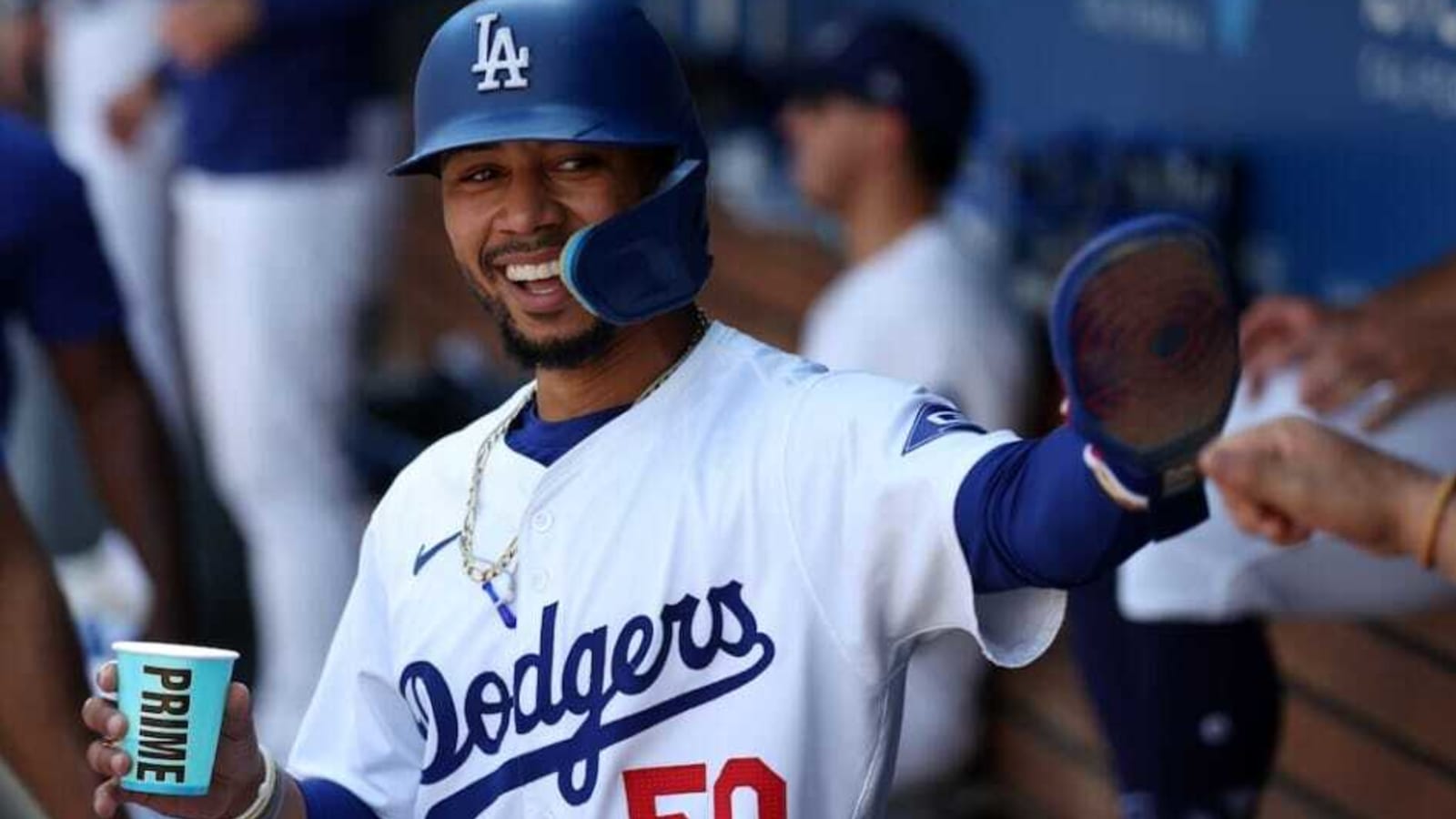 Mookie Betts Named Dodgers’ 2024 Roberto Clemente Award Nominee