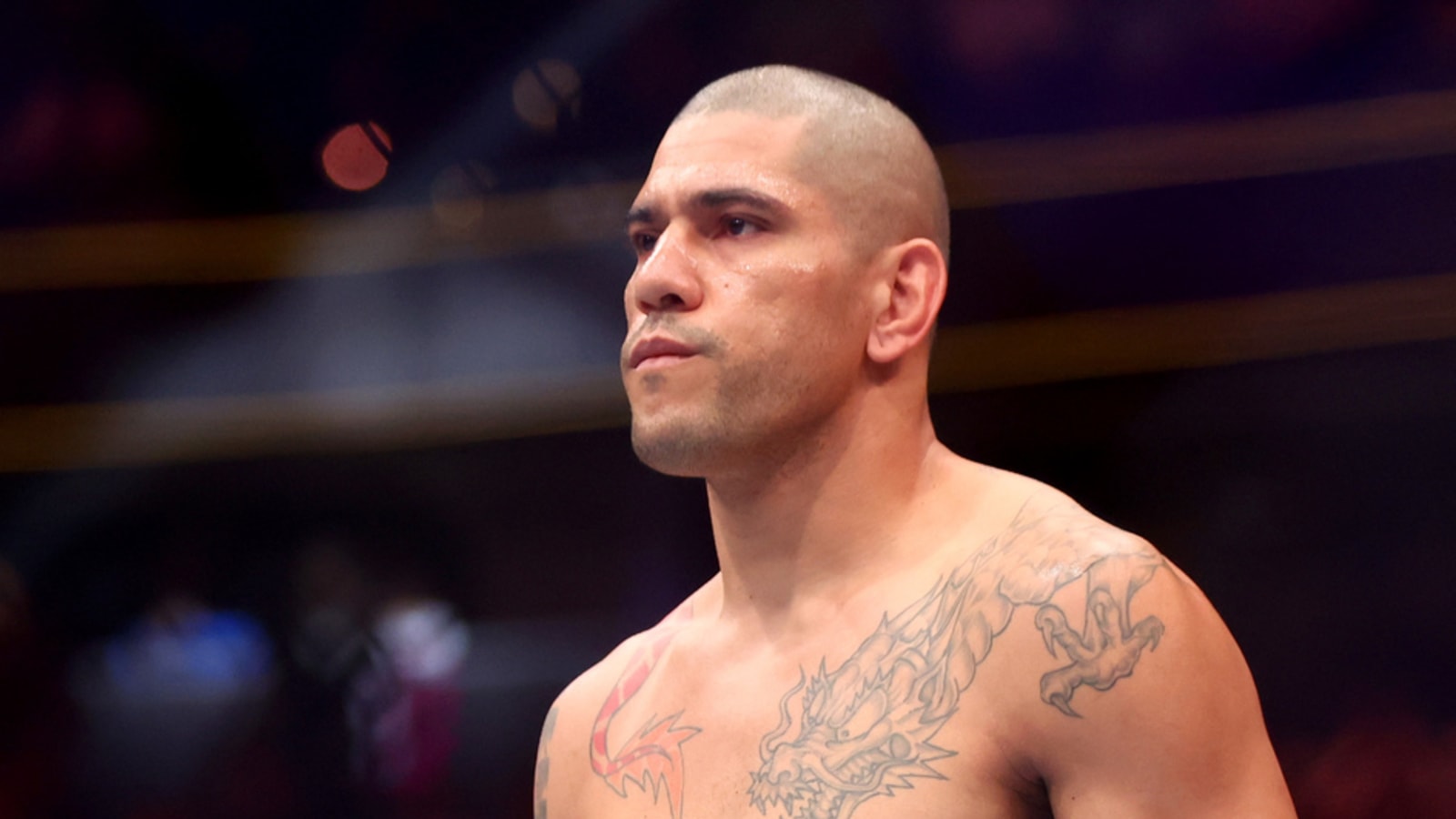 UFC's Pereira fires back at challenge from kickboxing champion