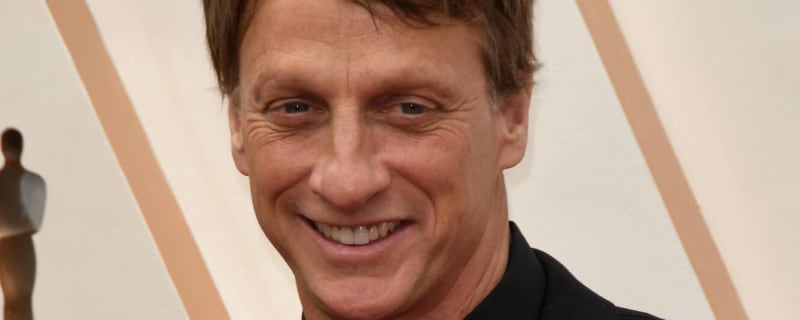 Quem é Tony Hawk: Um dos skatistas mais famosos da cena