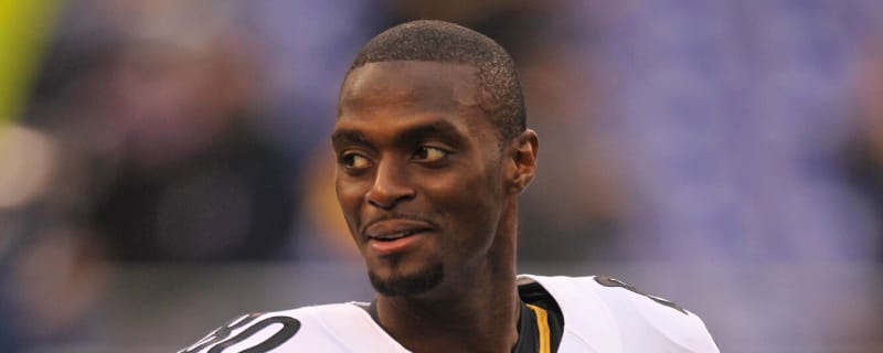 Former Super Bowl Hero Auctioning Off His Ring From Big Game