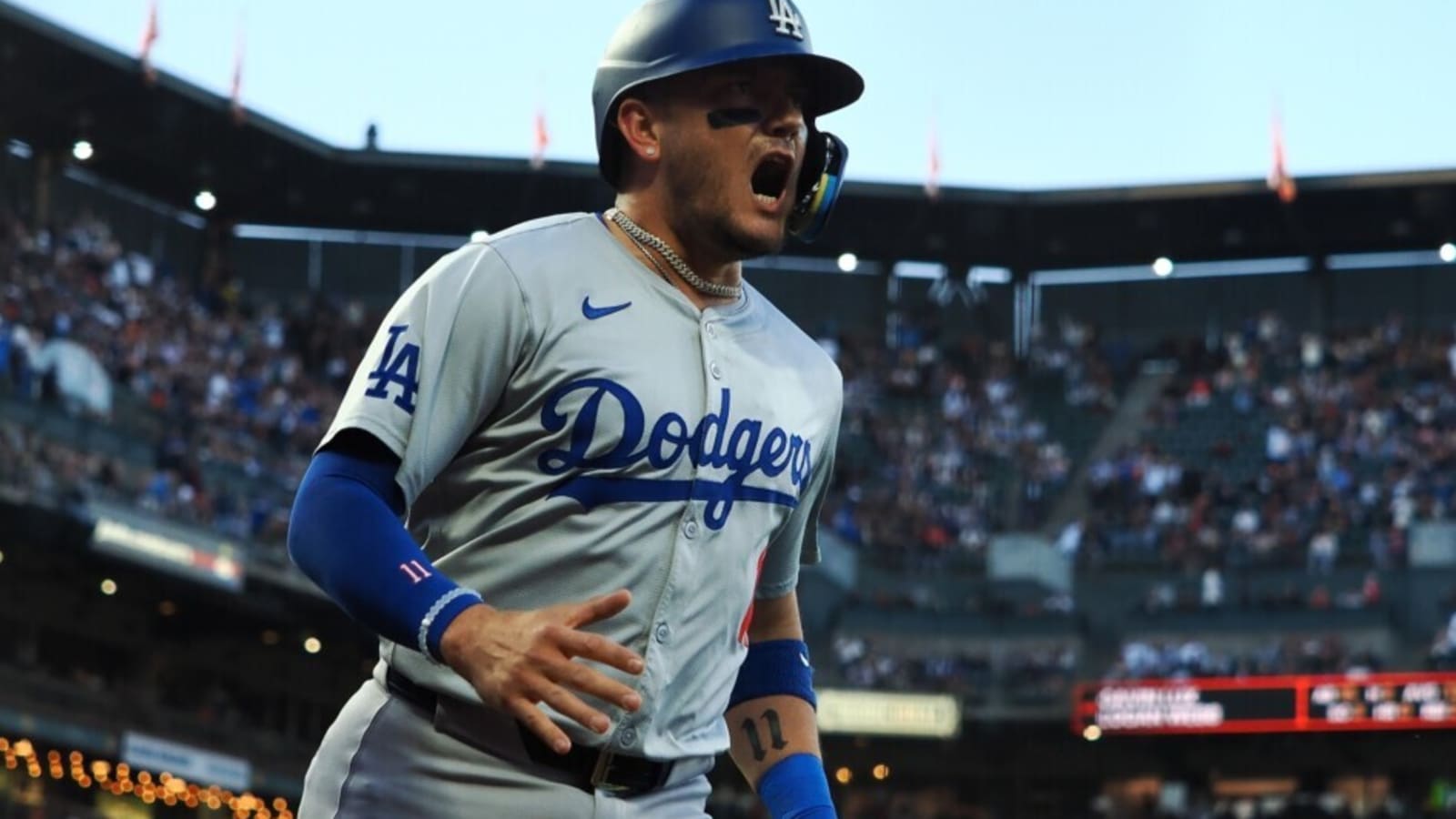 Miguel Rojas: ‘So Special’ For Dodgers To Exercise Contract Option