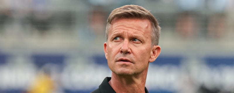 Coaching candidate burns USMNT while ruling self out