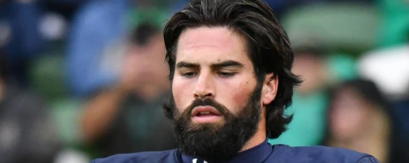 Week 0 winners, losers: Sam Hartman, UMass take flight while UTEP falls flat