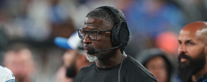 Cowboys Get Lucky In Coach Aaron Glenn Pursuit