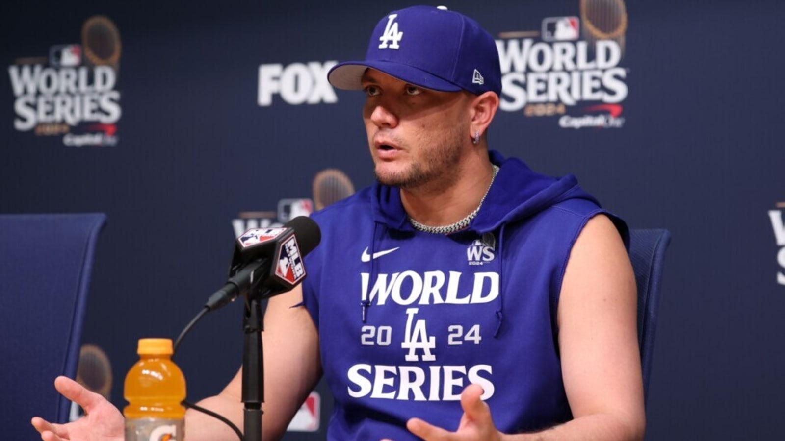  Miguel Rojas’ Contract Option Exercised For 2025 Season