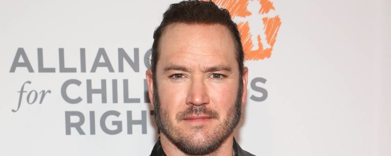 Gosselaar reminisces on 'Saved by the Bell' with Remini