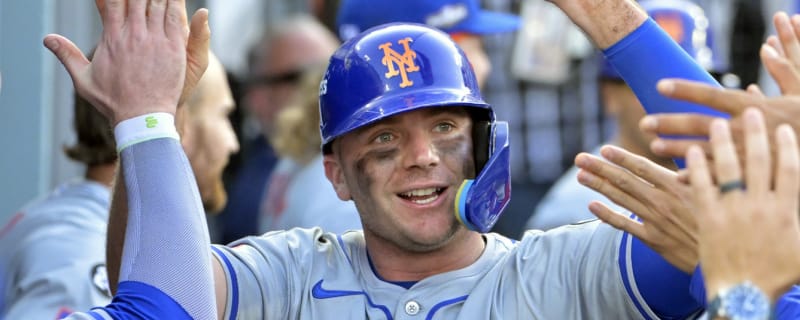 Mets' Pete Alonso rocks 'Playoff Pumpkin' sweatshirt