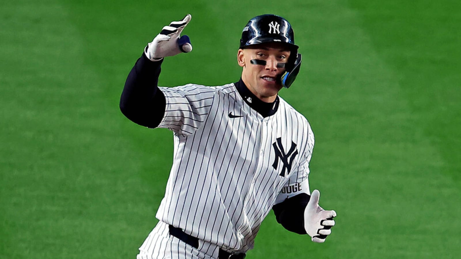 Yankees take 2-0 lead behind Judge's first 2024 postseason HR