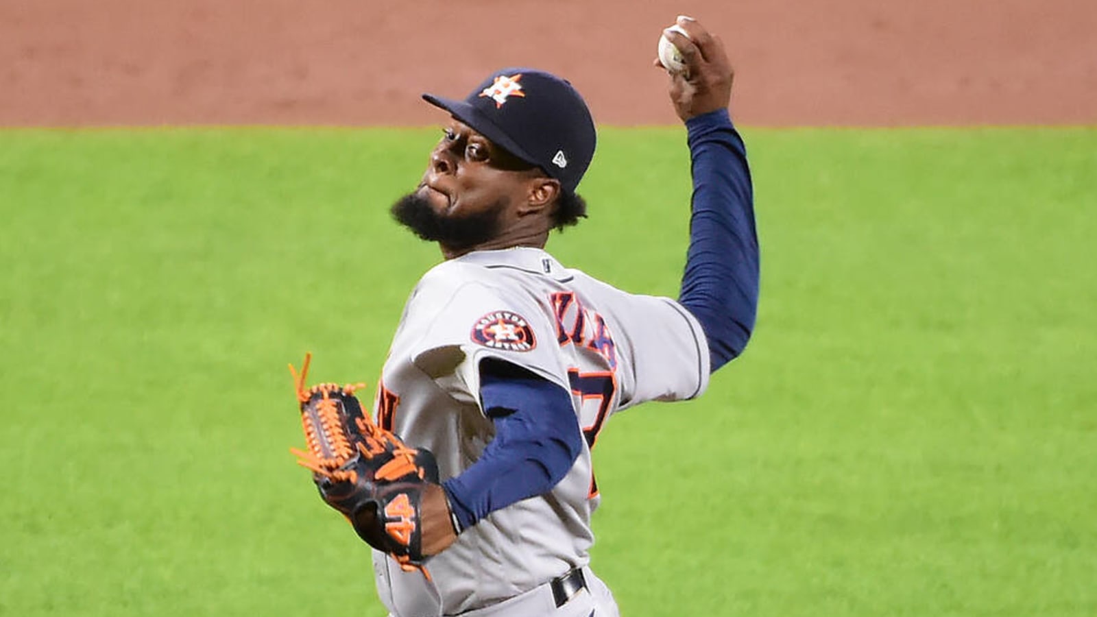 Astros spoil fun by pulling Christian Javier from no-hitter