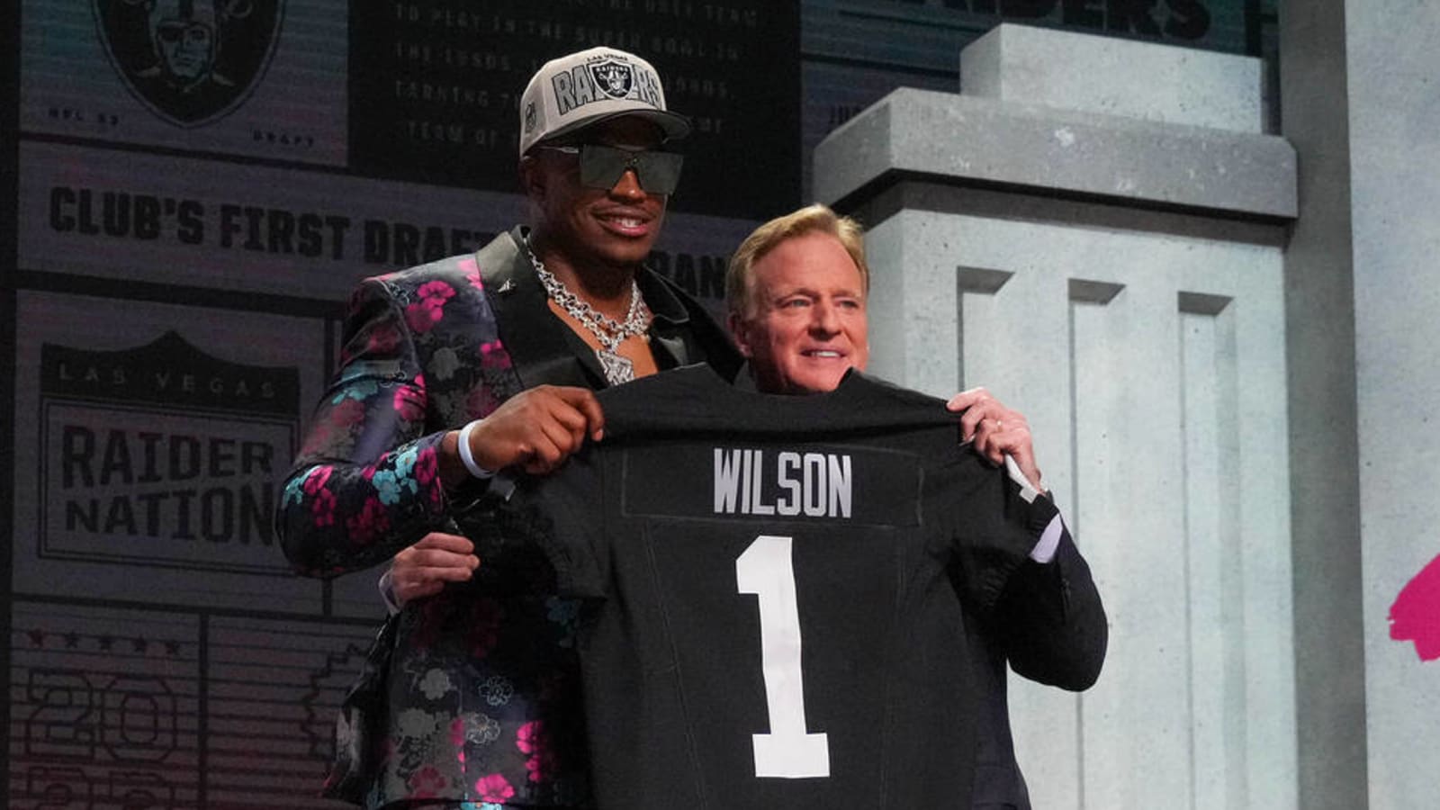 Watch Raiders firstround pick Tyree Wilson lifts Rodger Goodell