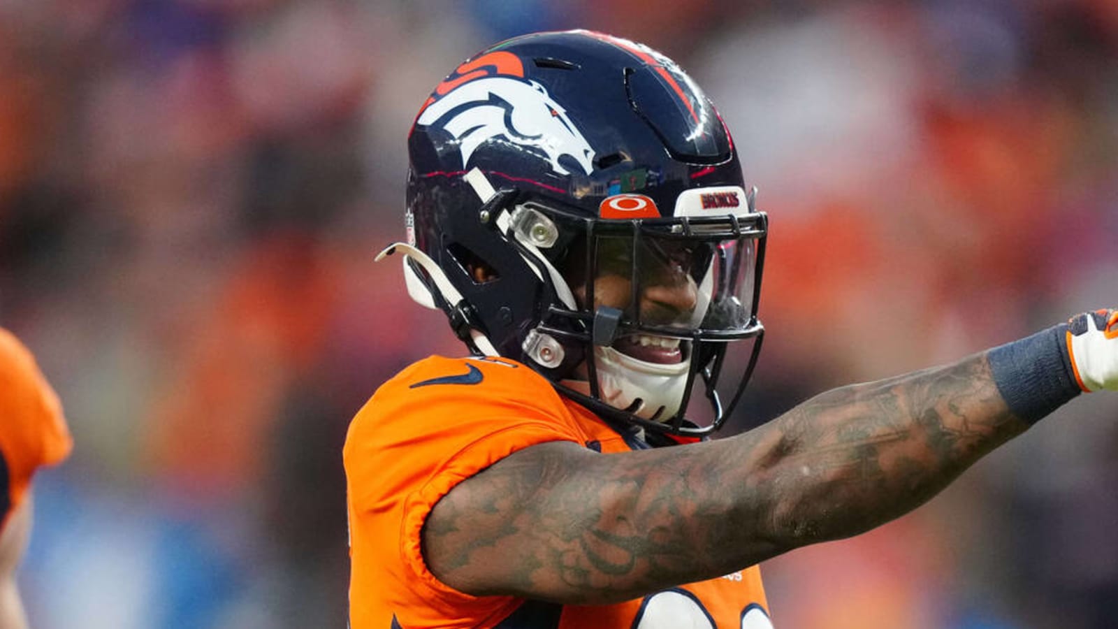 Broncos to re-sign S Jackson to one-year deal