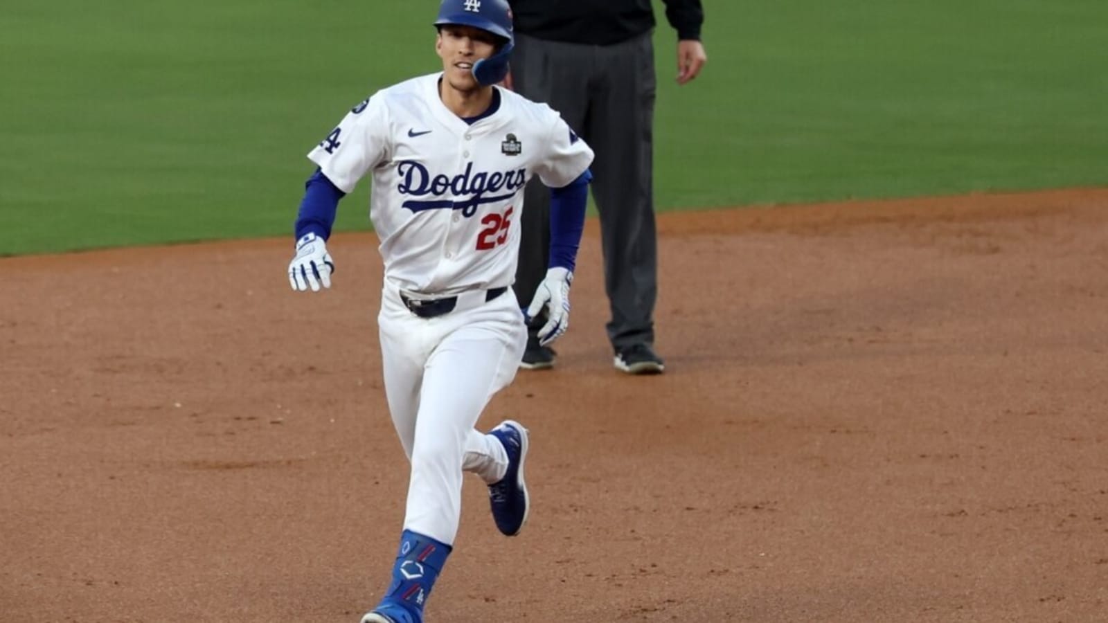  Tommy Edman Contract Extension Details For Team Option & Deferred Salary Total