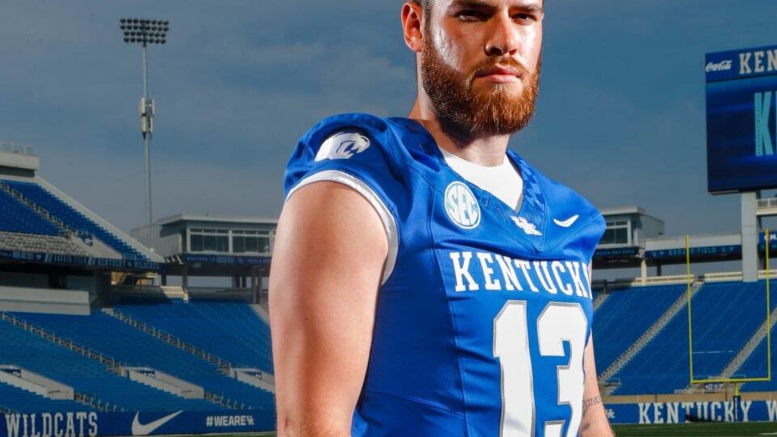 Kentucky quarterback Devin Leary named to the Golden Arm Award Watch List
