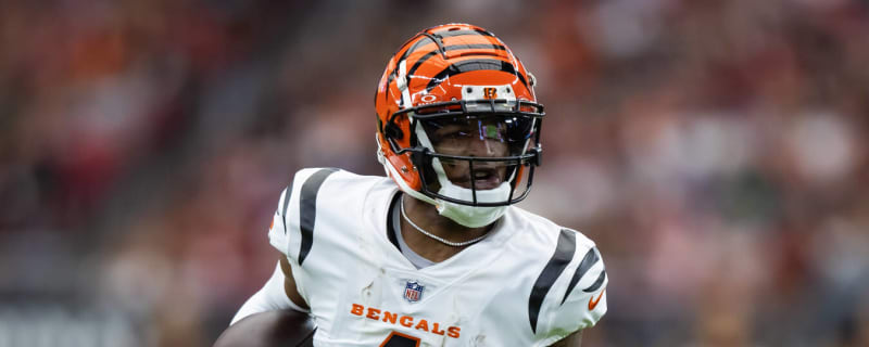 Ja'Marr Chase Cincinnati Bengals Unsigned Catching A Pass in White Alternate Jersey Photograph