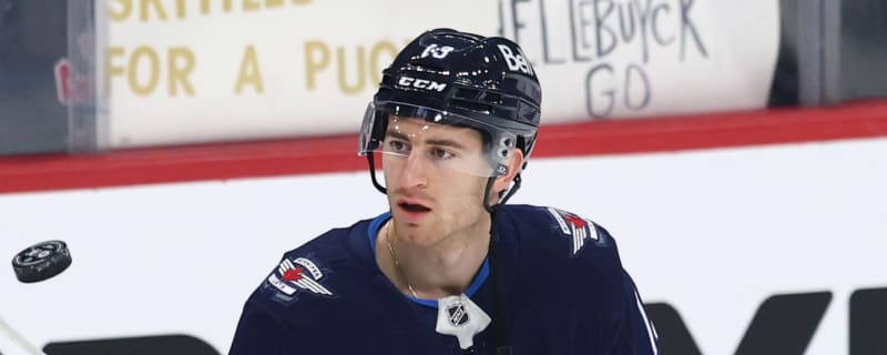 Jets lose key forward to upper-body injury