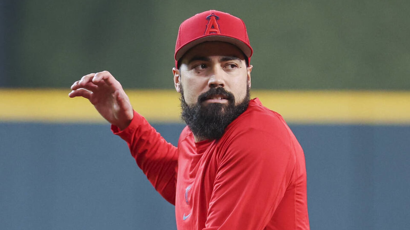 Angels' Anthony Rendon says his injury is a fracture, not a bone bruise