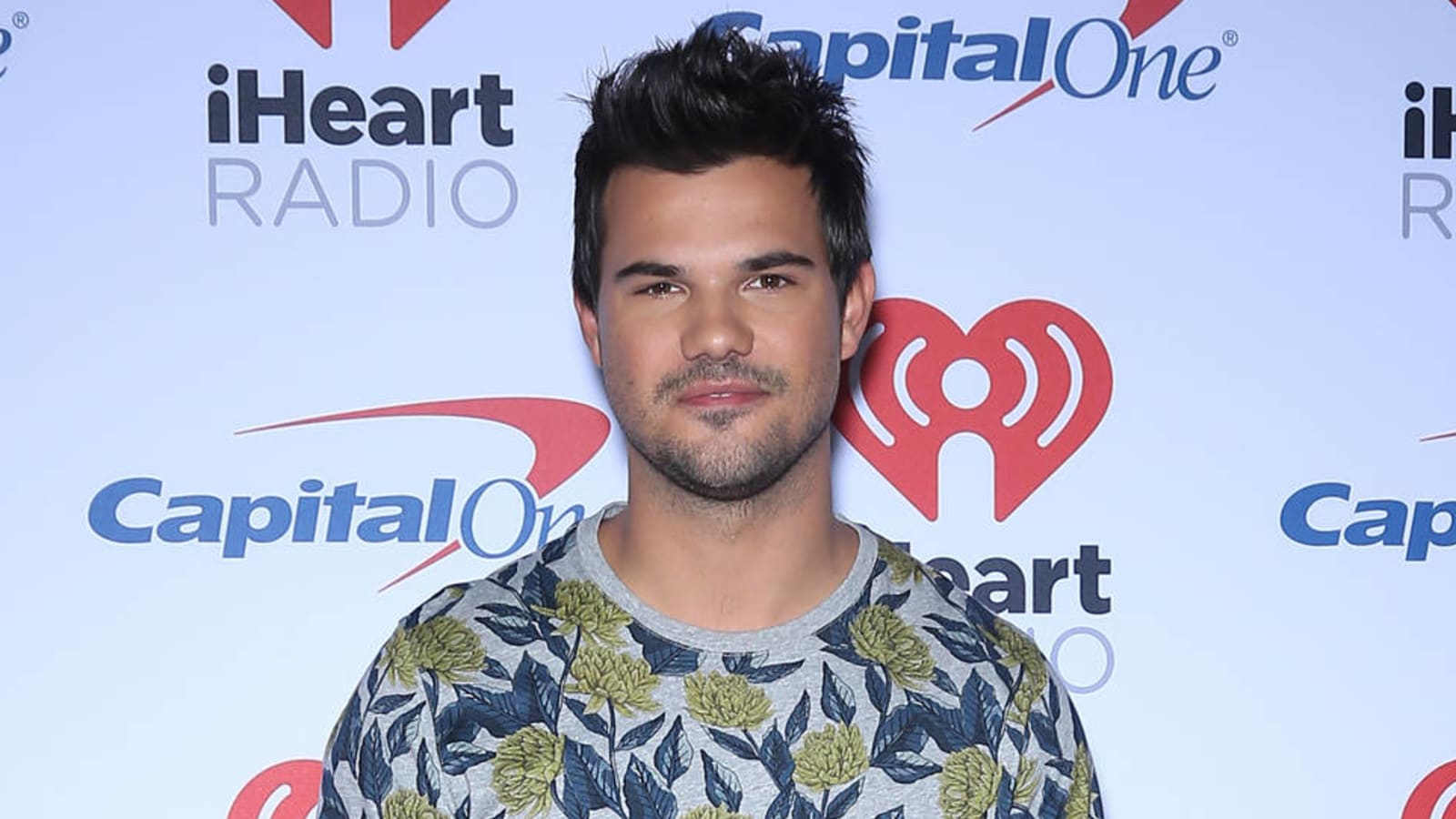 Taylor Lautner on 'Twilight' fame: 'I was scared'
