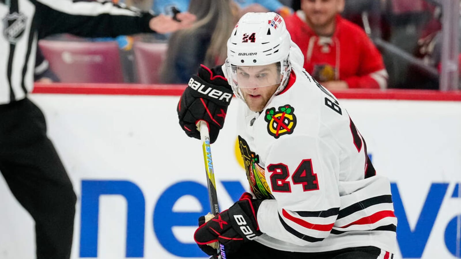 Blackhawks&#39; Anders Bjork Suffers Apparent Injury, Exits Early vs. Panthers