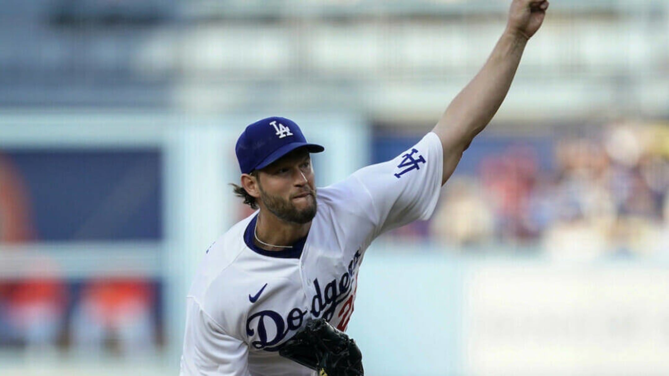 Kershaw dominant over 7 innings, Dodgers beat Cardinals 1-0