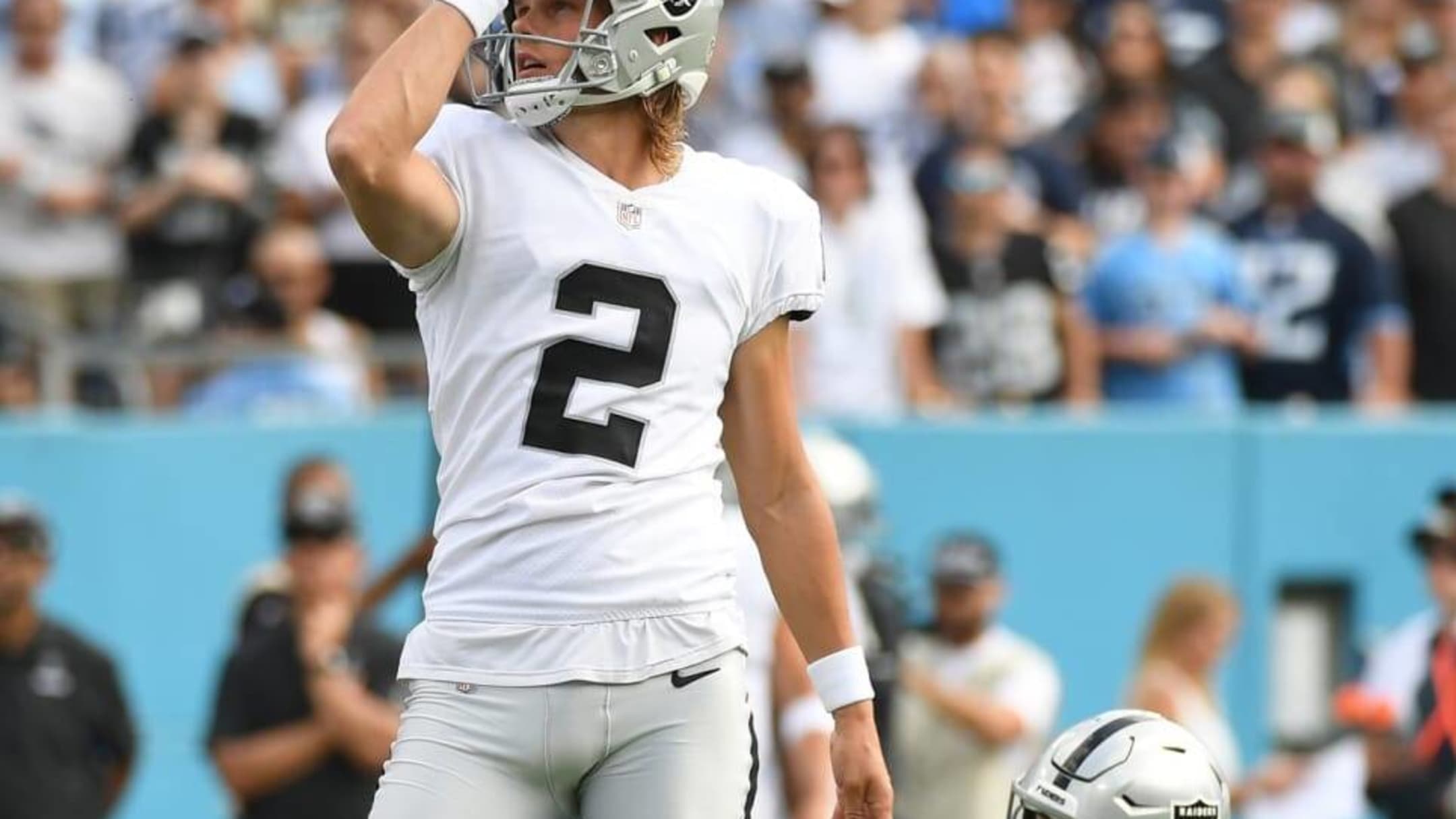 Daniel Carlson's field goal in OT lifts Raiders, Steelers into