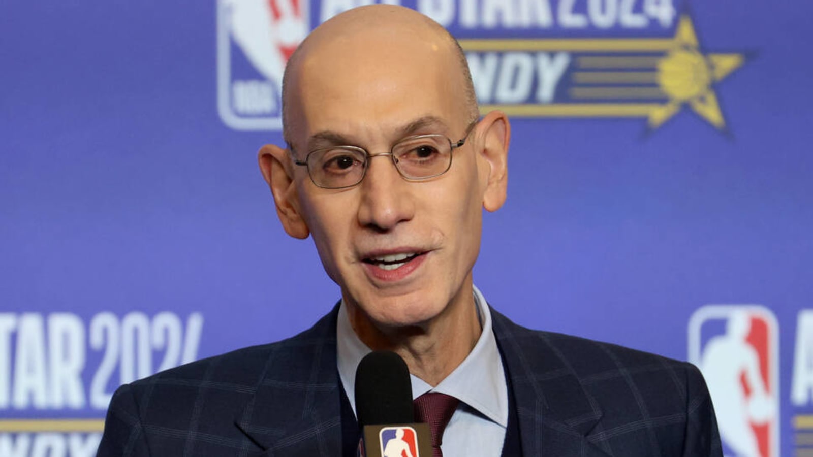 NBA commissioner assesses 65-game awards requirement