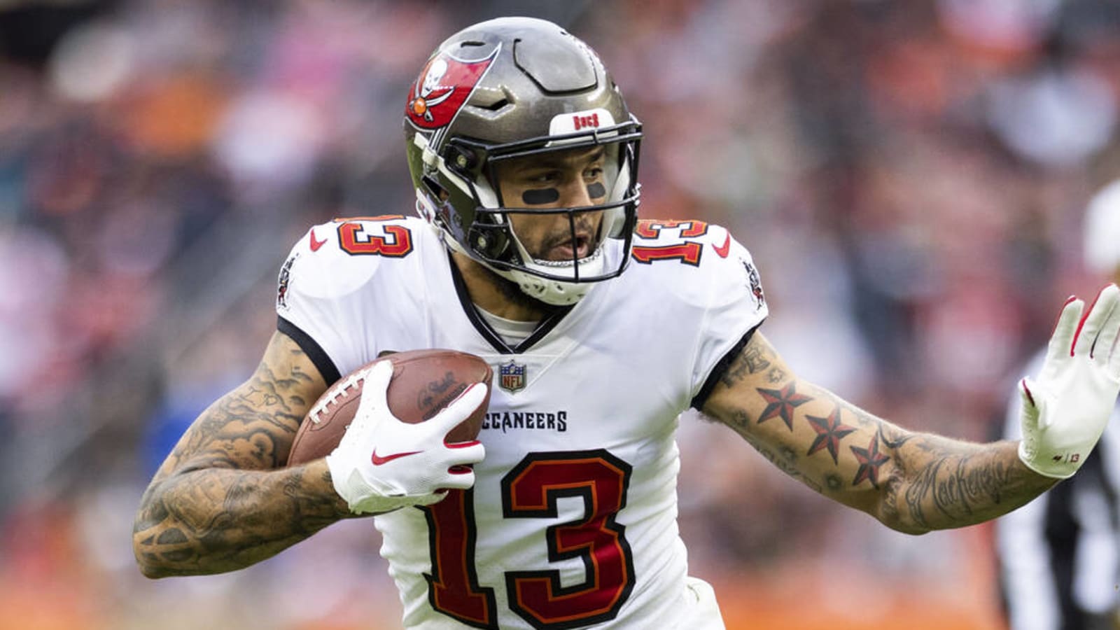 Bucs' Mike Evans on not clicking with Tom Brady: 'I have to be