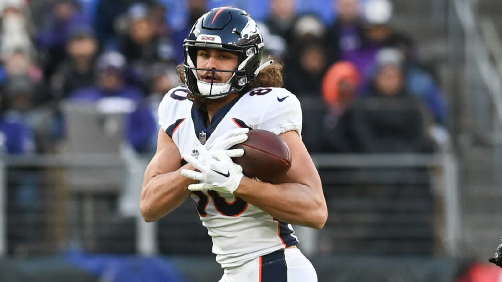 Broncos TE Greg Dulcich suffers injury in loss vs. Raiders - A to