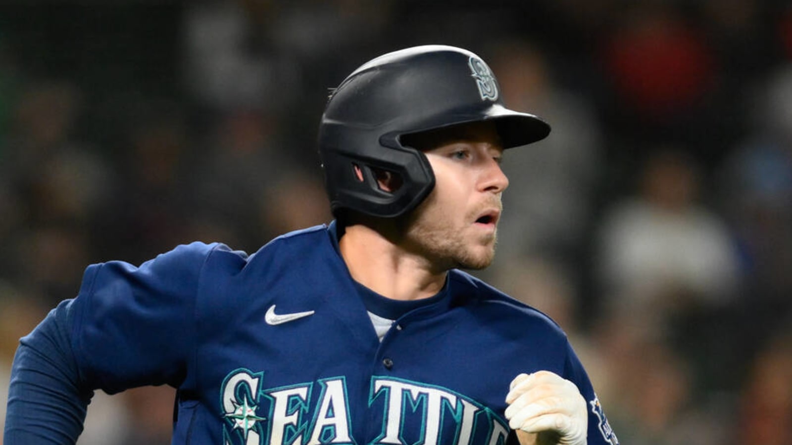 Braves add intriguing option to the outfield mix in trade with Mariners