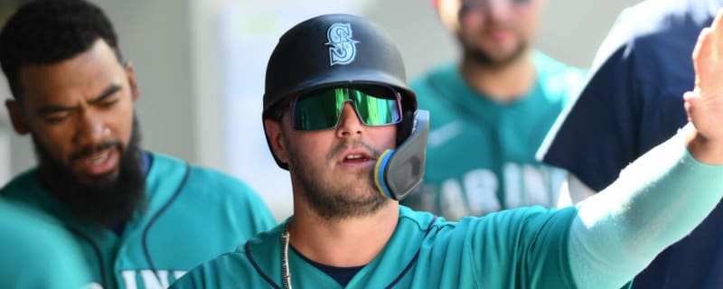 Scary Collision in Tampa Bay Rays and Seattle Mariners Game Between Isaac  Paredes and Ty France - Fastball