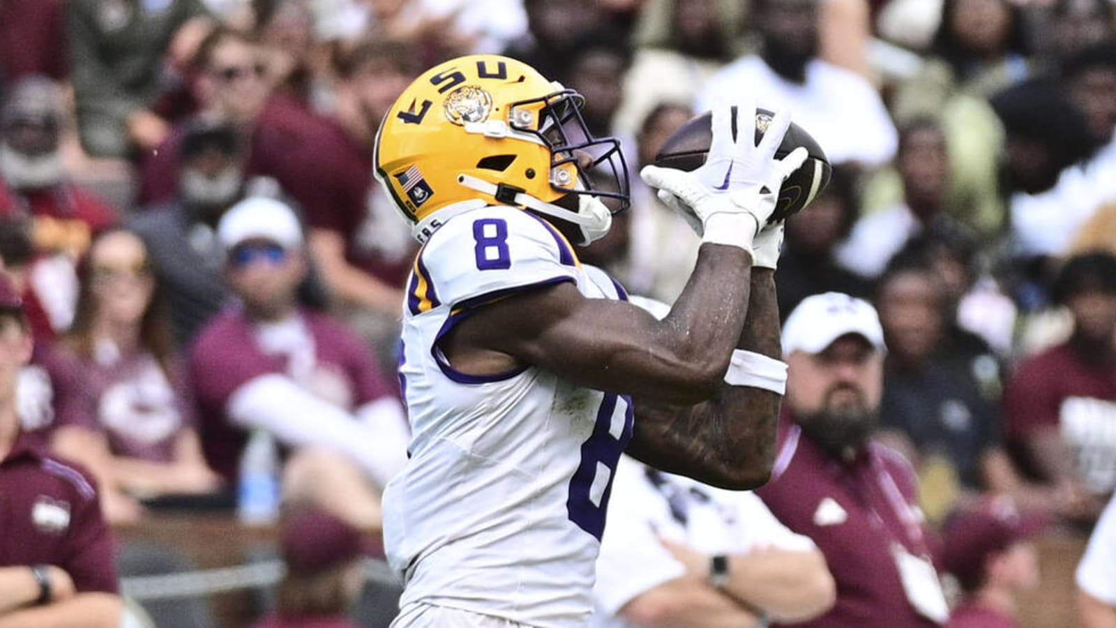 Watch: Fourth-down TD continues unreal start for LSU duo