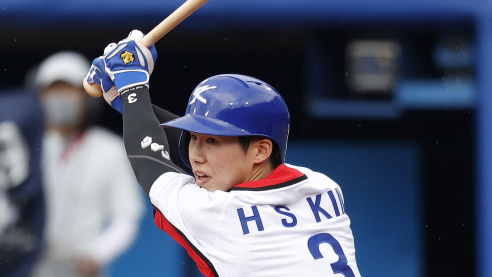 Dodgers sign Korean infielder hours before posting window closes