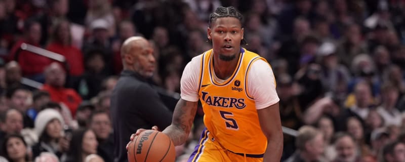 Lakers forward who just saw double-digit starts picks up option