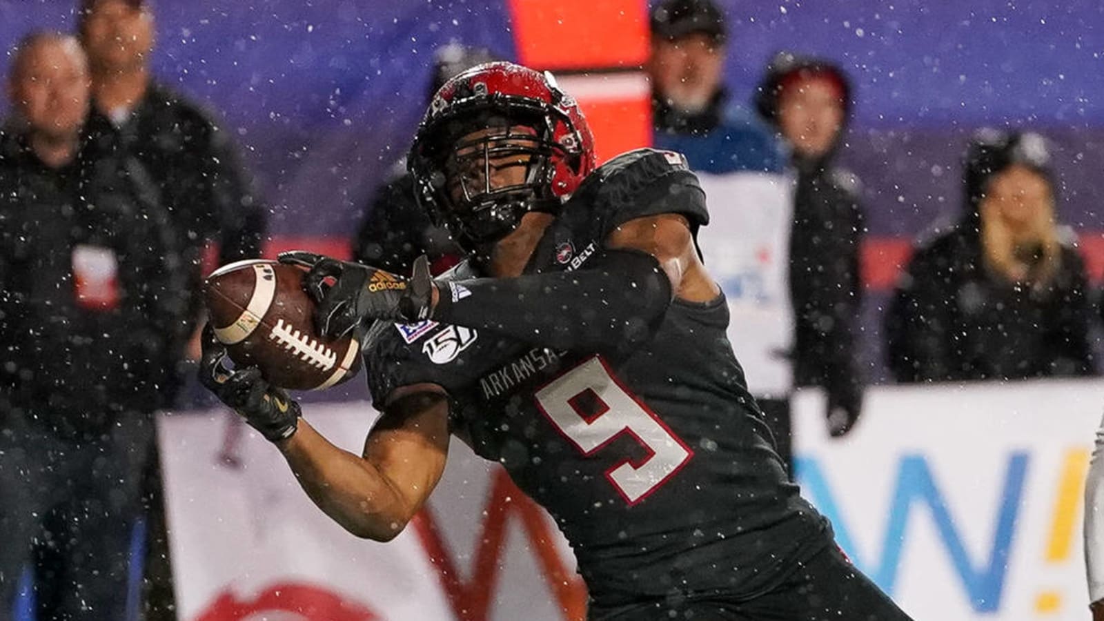 Watch: Jonathan Adams Jr. had some wild catches vs. Kansas State