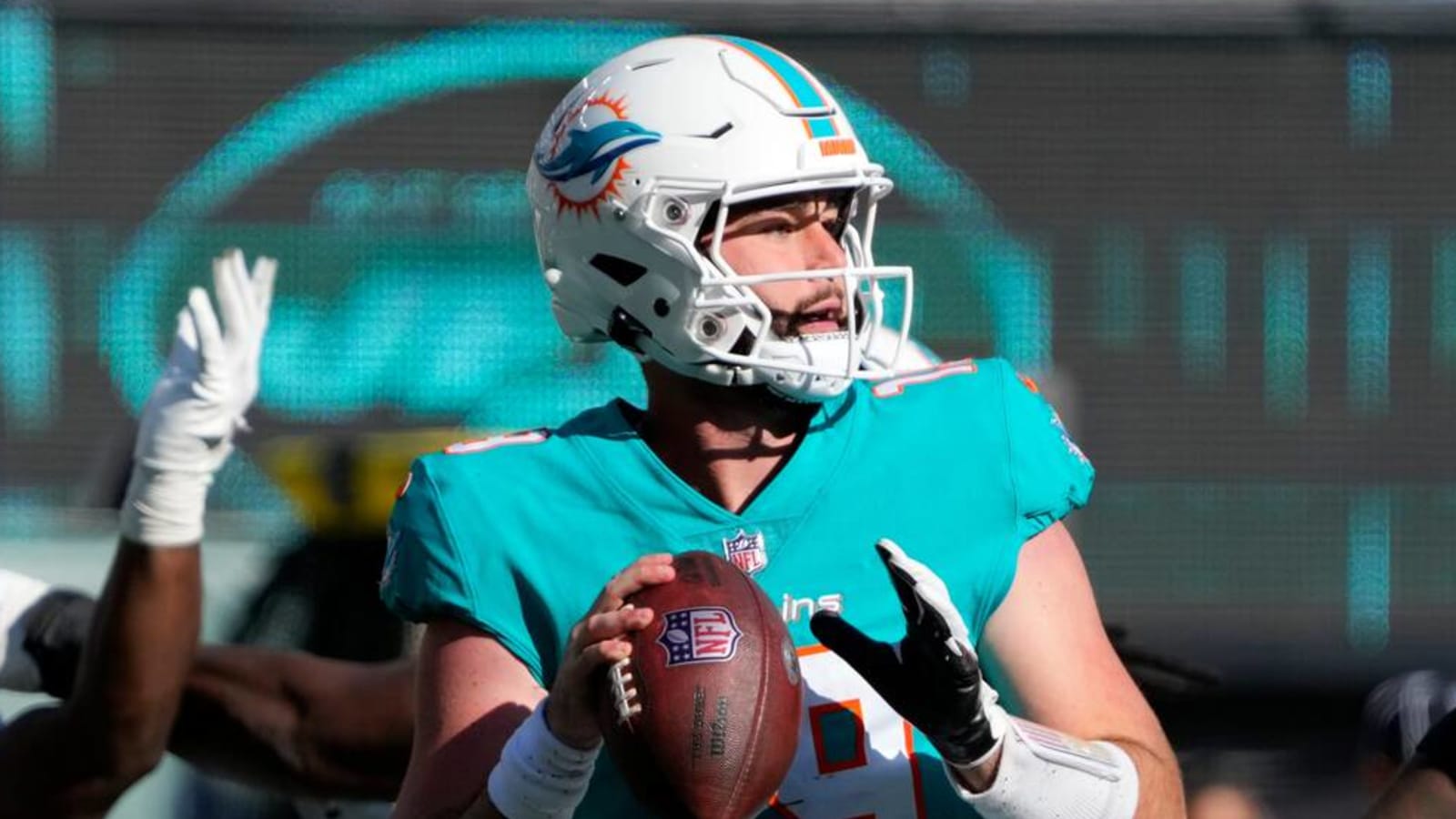 Dolphins plan to start QB Skylar Thompson in Week 6