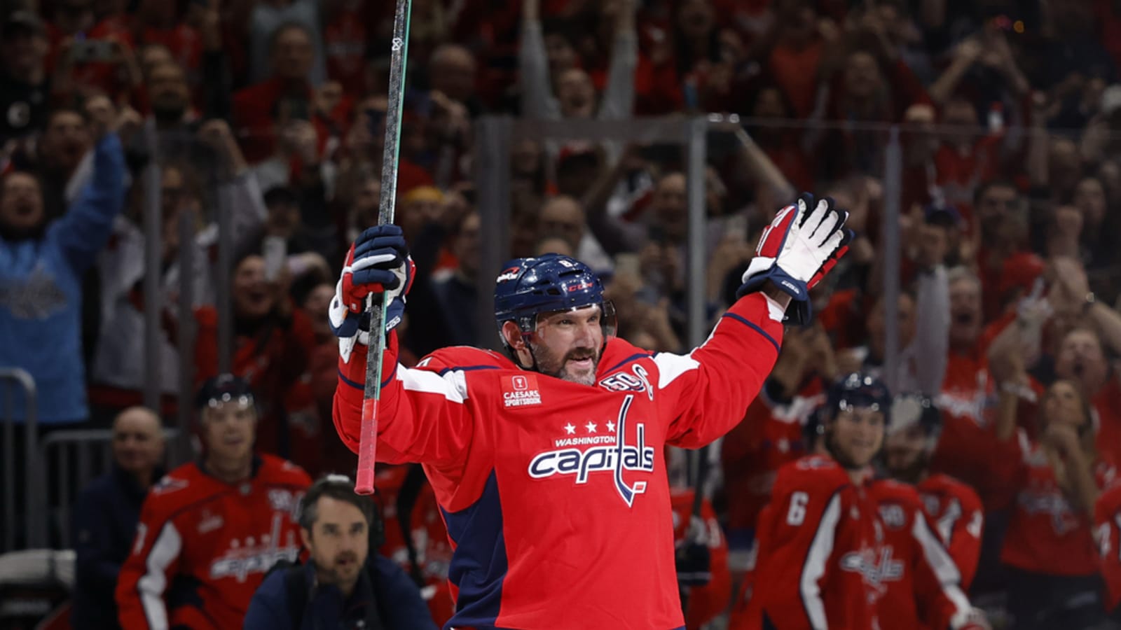 Wayne Gretzky wants to be there when Alex Ovechkin breaks record
