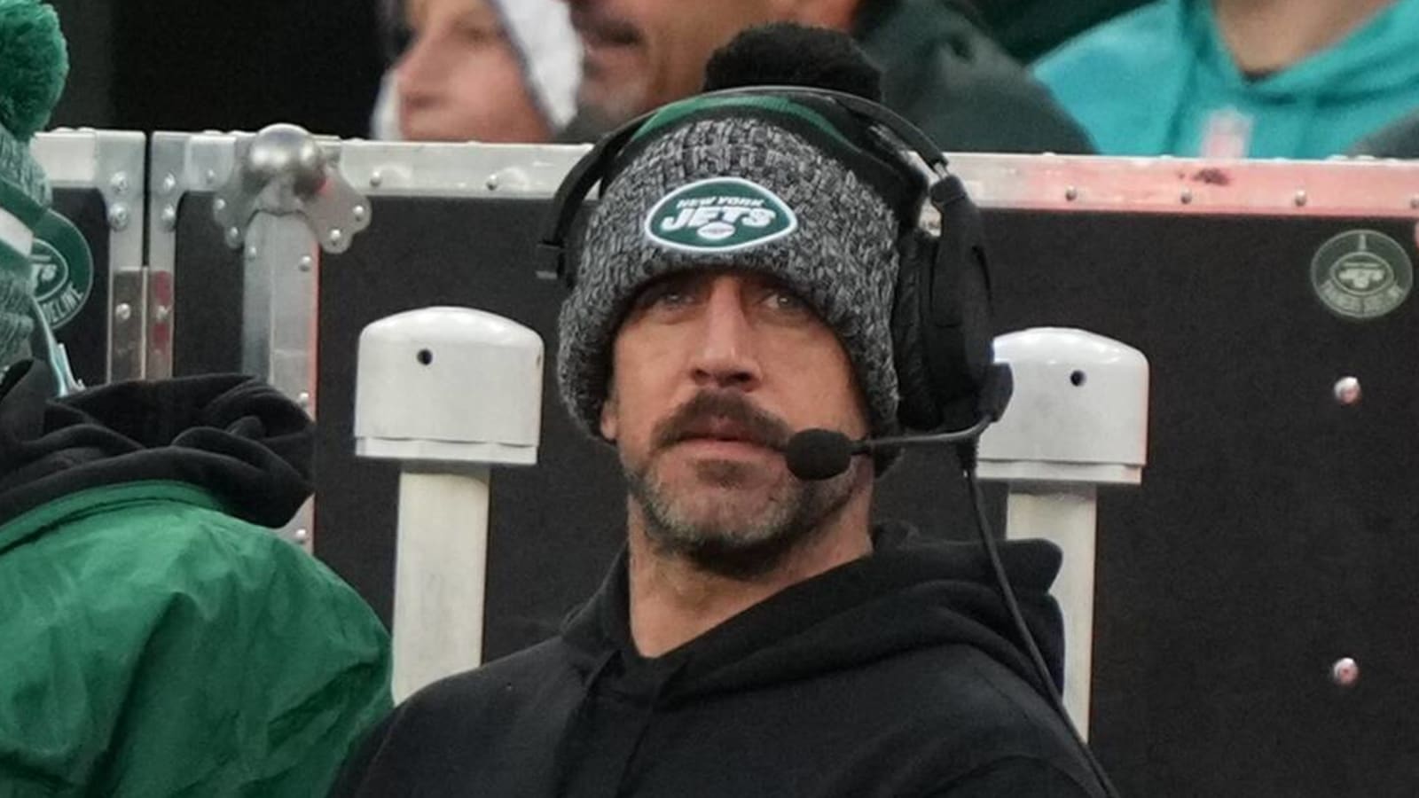 Jets players address Aaron Rodgers attempting comeback this season