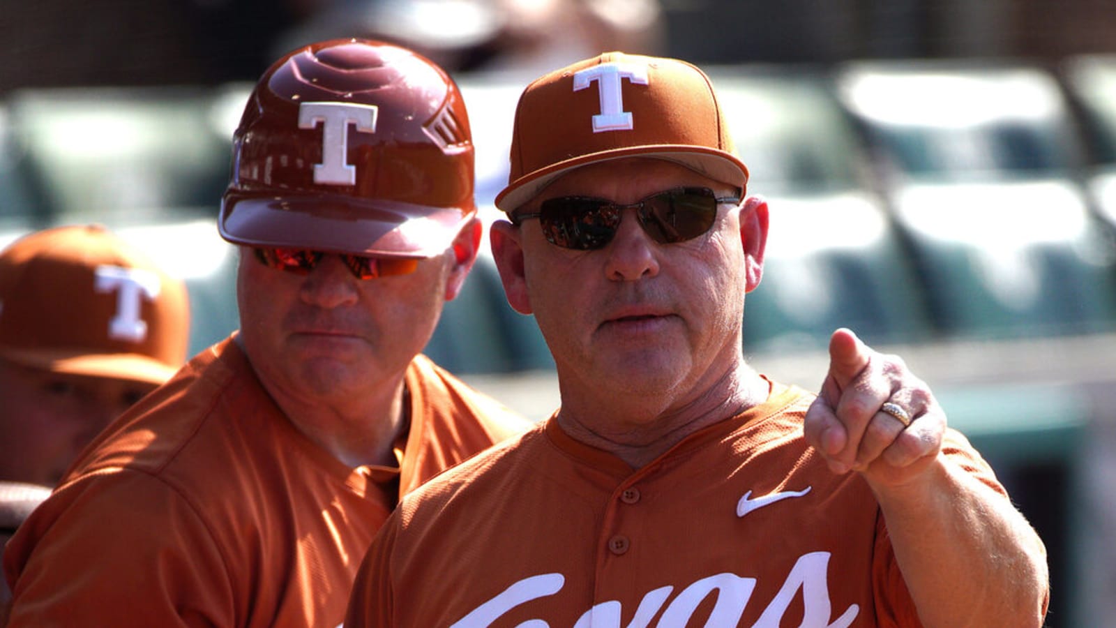 Texas fires baseball HC Pierce after disappointing season