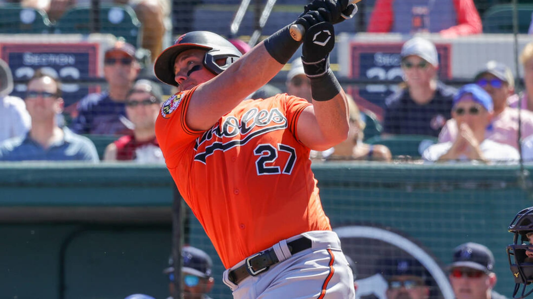 Orioles acquire catcher James McCann from the New York Mets