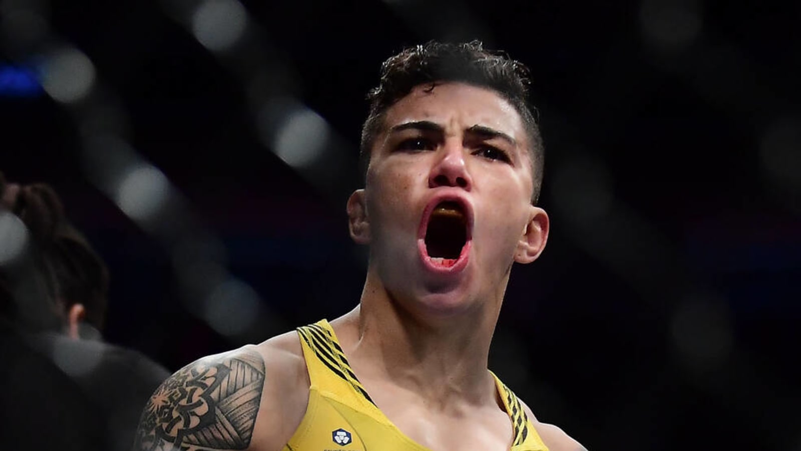 Trainer: Back injury forced Jessica Andrade to withdraw from UFC Paris
