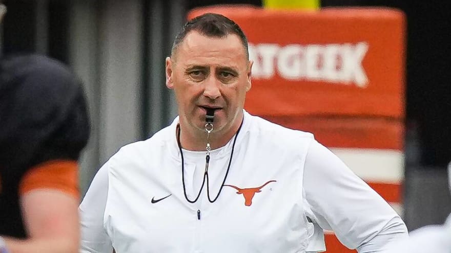 Texas snags elite RB recruit over top rivals