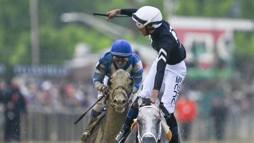 Seize the Grey wins in muddy Preakness